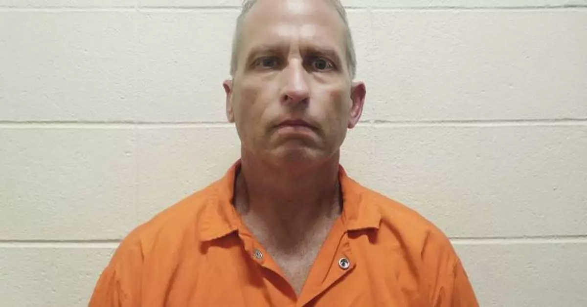 Pardon applications are being carefully crafted with one man in mind: Donald Trump