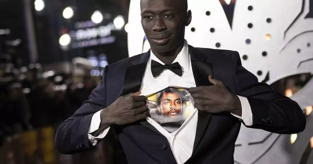 World’s most popular TikTok star Khaby Lame leaves the US after being detained by ICE