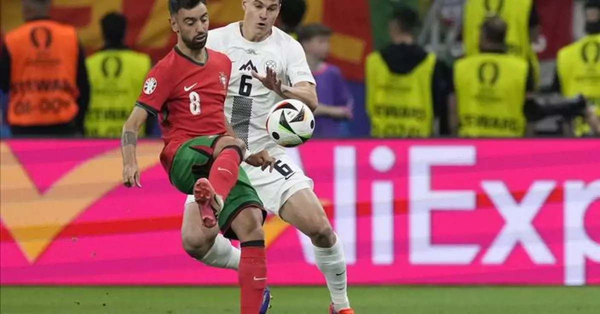 US-owned Leeds signs Slovenia defender Jaka Bijol for return to Premier League