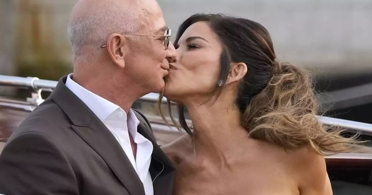Bespoke bash for a billionaire: Jeff Bezos weds Lauren Sánchez in lavish Venice ceremony