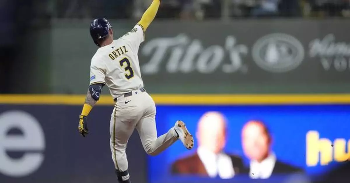 Ortiz and Durbin come up big from bottom of Brewers' lineup in 9-3 triumph over Pirates