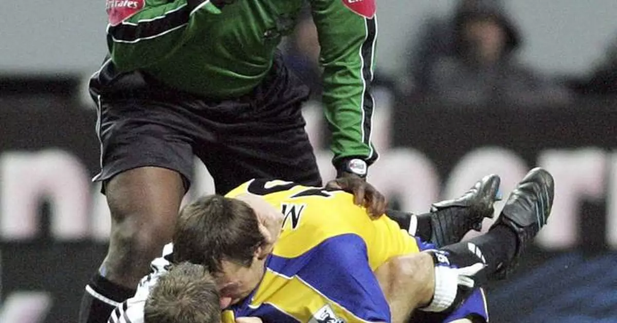 Uriah Rennie, the Premier League’s first Black referee, dies at 65