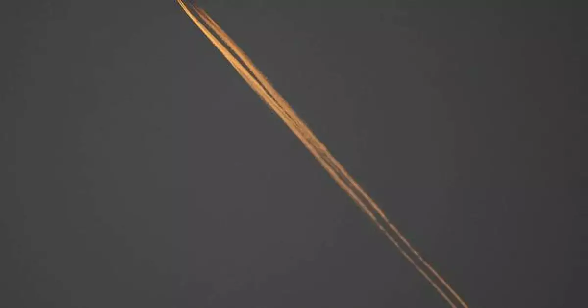 Unsubstantiated 'chemtrail' conspiracy theories lead to legislation proposed in US statehouses