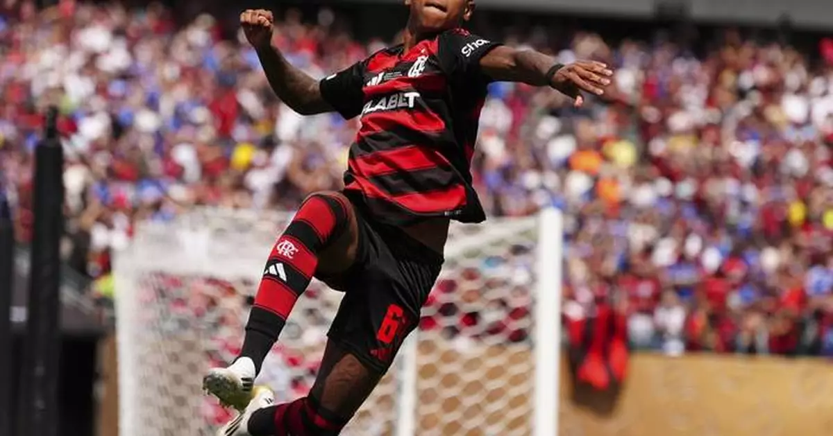 Flamengo scores 3 second-half goals to stun Chelsea 3-1 at the Club World Cup