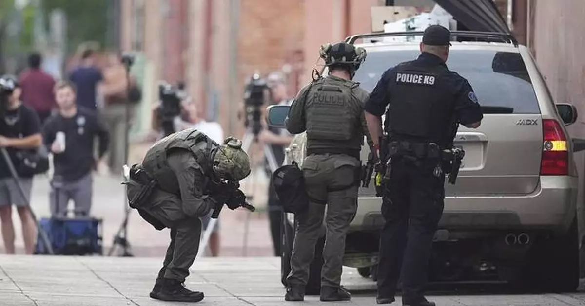 US immigration authorities detain the family of the man charged in the Colorado attack