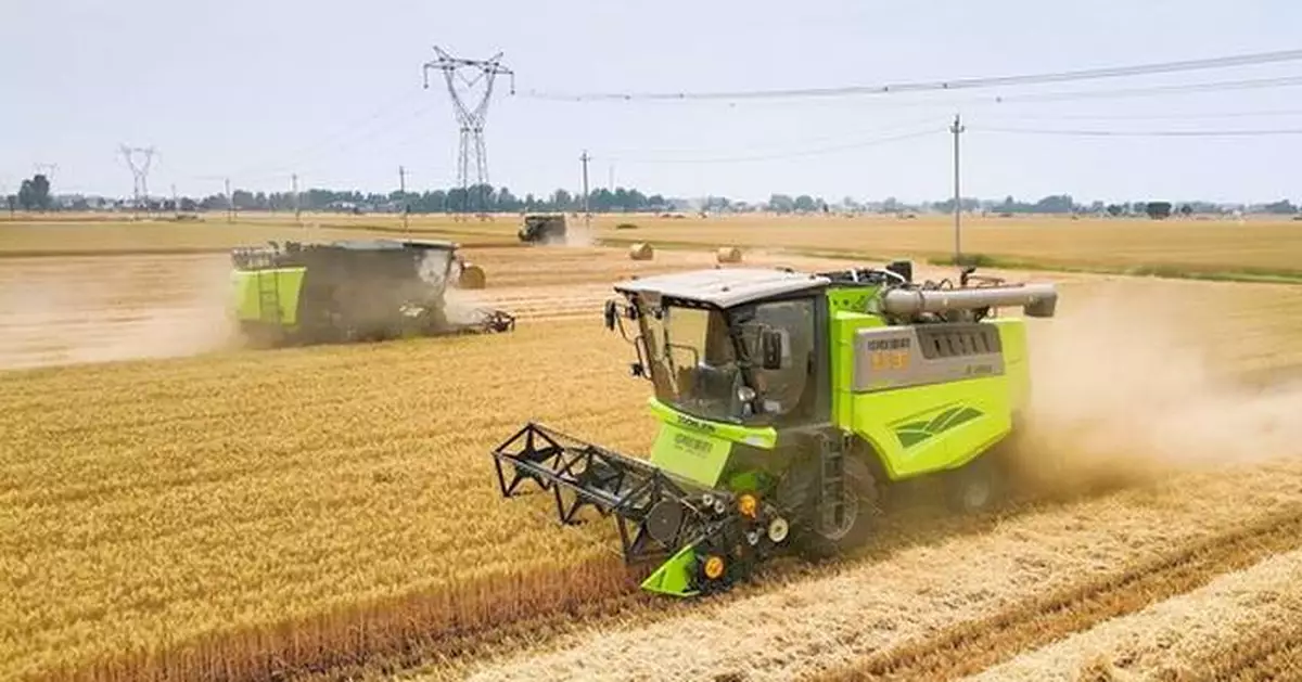 Zoomlion Advances Intelligent Agricultural Machinery and Upgrades Service Support to Safeguard Summer Grain Harvest