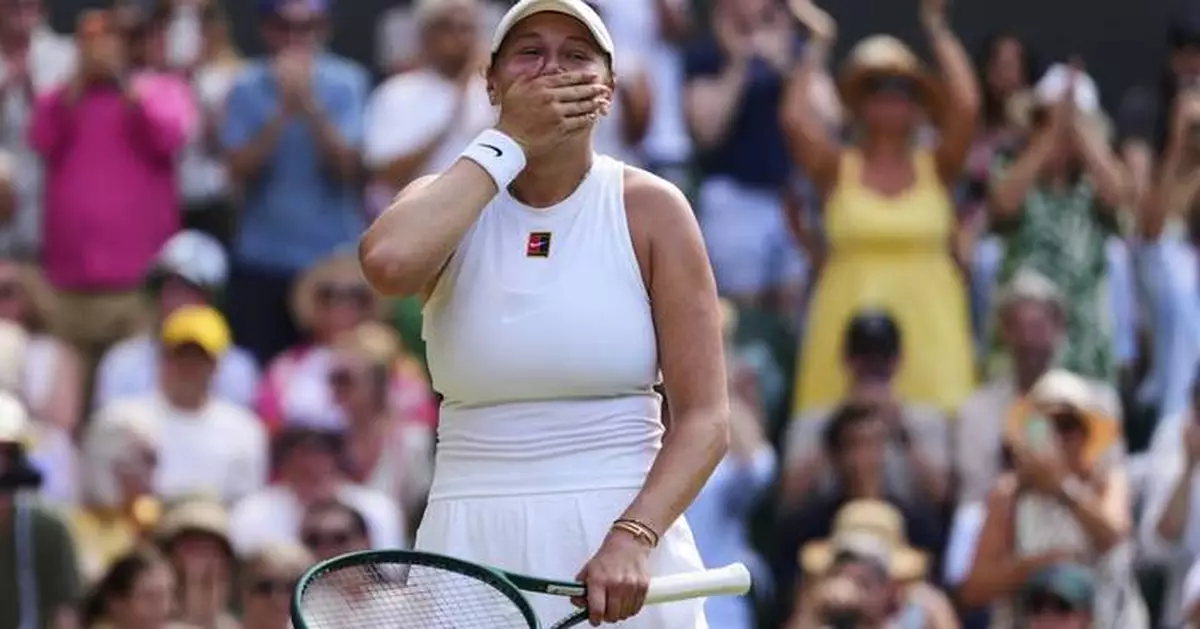 Amanda Anisimova upsets No. 1 Aryna Sabalenka at Wimbledon and faces Iga Swiatek in the final