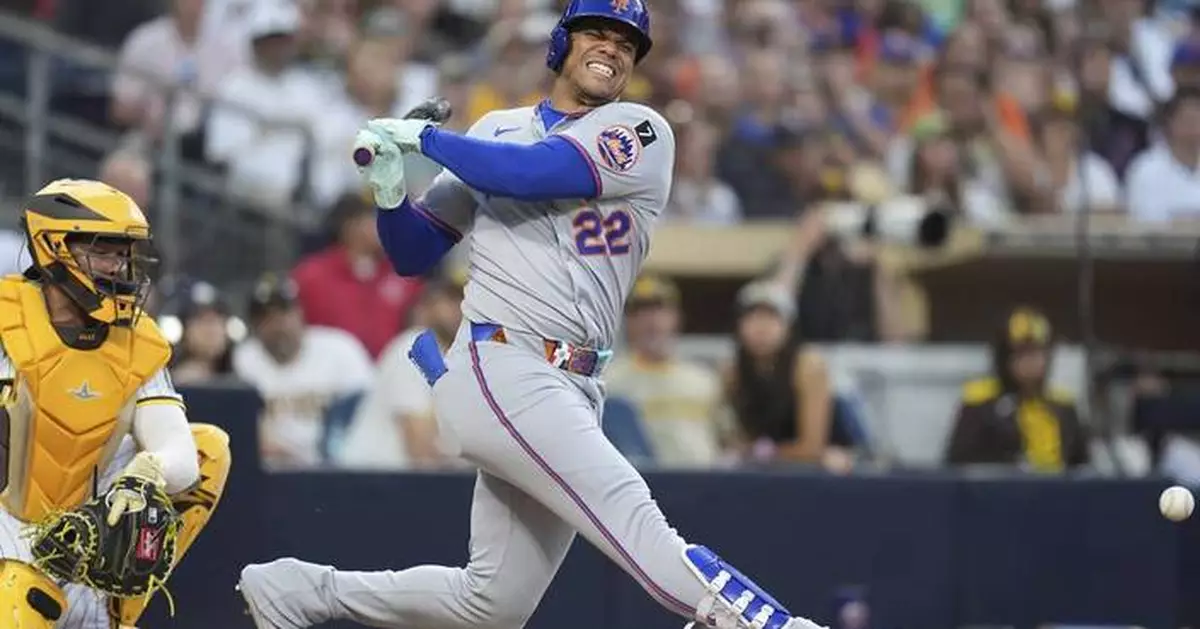 Mets slugger Juan Soto leaves game after fouling ball off his left foot