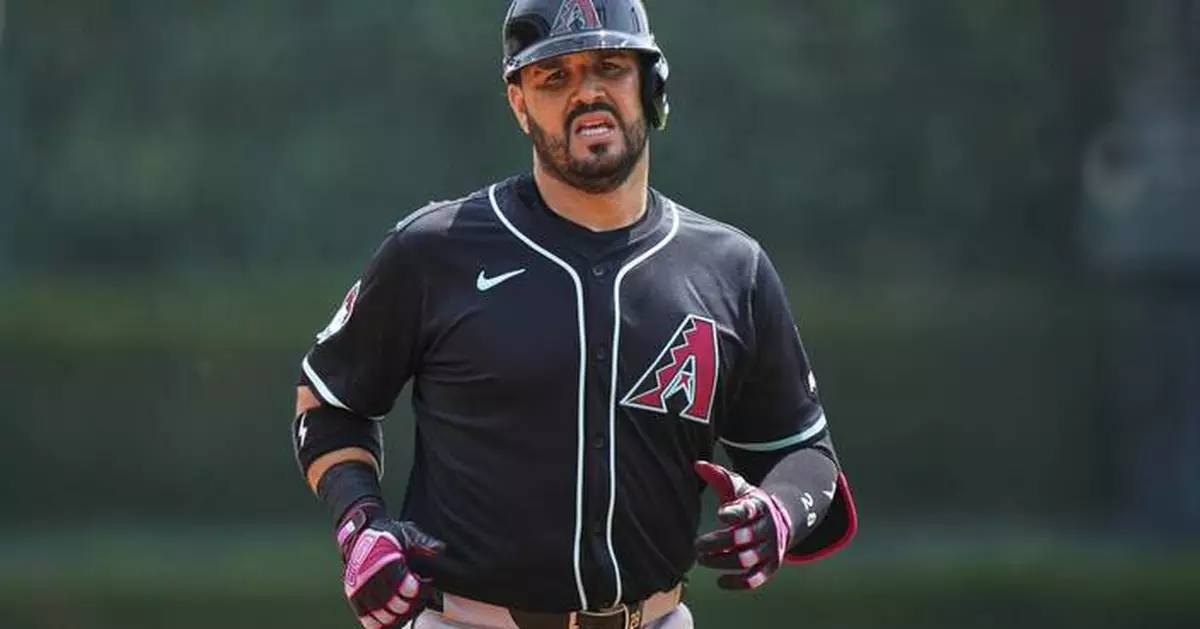 Slugger Eugenio Suárez returns to Mariners in trade with Diamondbacks
