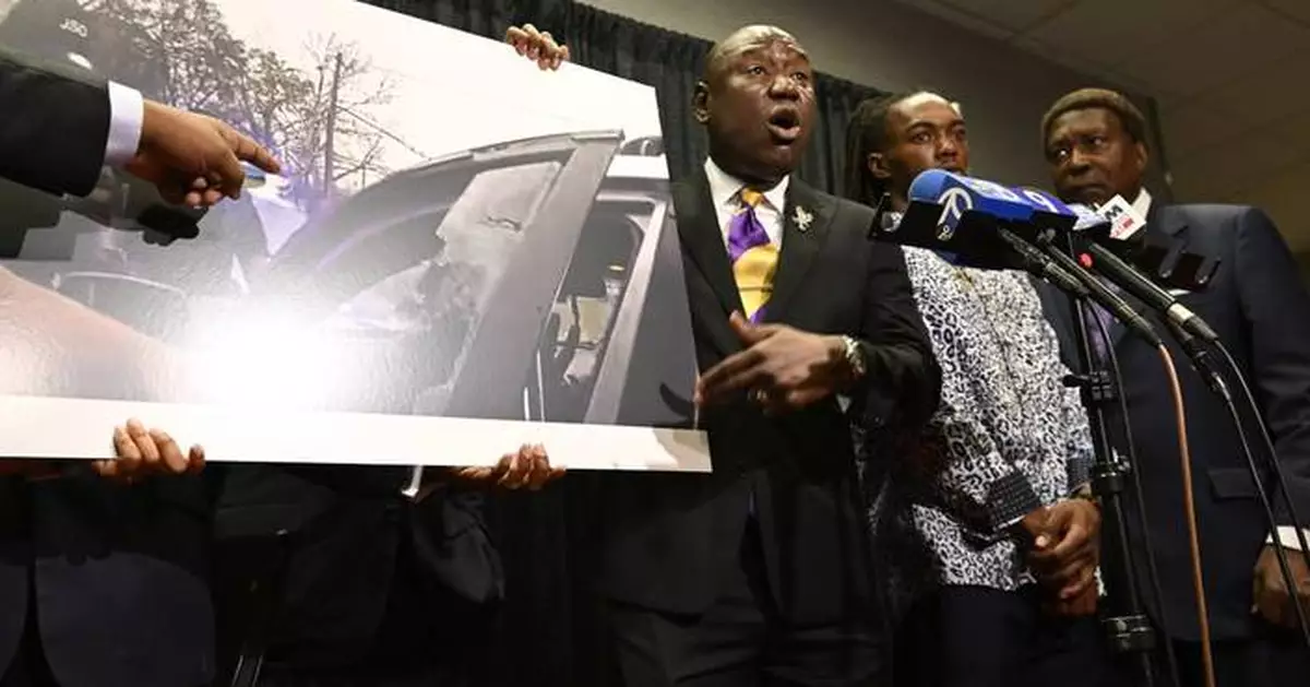 Bodycam video appears to show Florida officer aiming a gun at Black student during brutal arrest