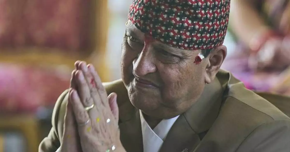 Hundreds greet Nepal's ex-king on his birthday as support for the ousted monarch grows