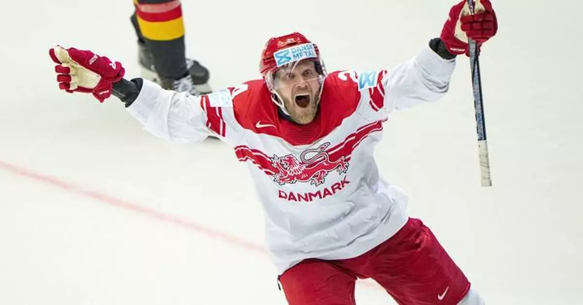 Nikolaj Ehlers chooses the Carolina Hurricanes, taking the NHL's top free agent off the market