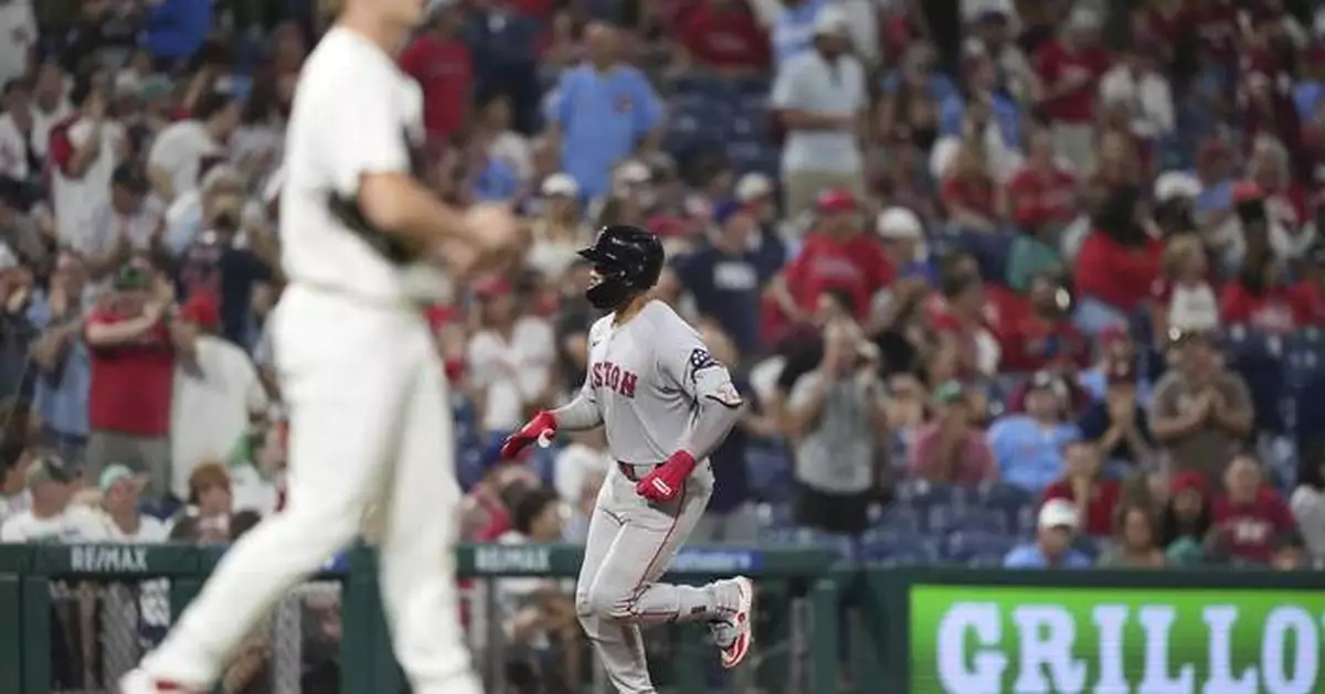 Carlos Narváez's 11th-inning 2-run homer lifts Red Sox over Phillies 9-8
