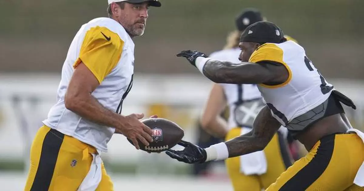 Steelers QB Aaron Rodgers is leaning into what might be his final training camp