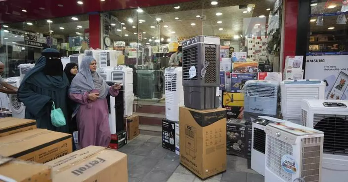 India wants air conditioners to be made with milder temperature settings to save energy