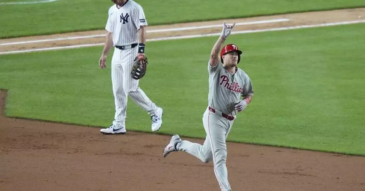 Paul Goldschmidt regrets bad throw in 12-5 loss to Phillies, Yankees' 9th error in 4 games