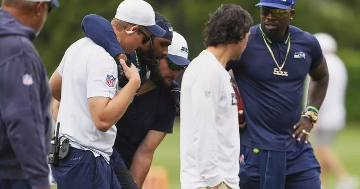 Seahawks RB Kenny McIntosh placed on injured reserve with torn ACL