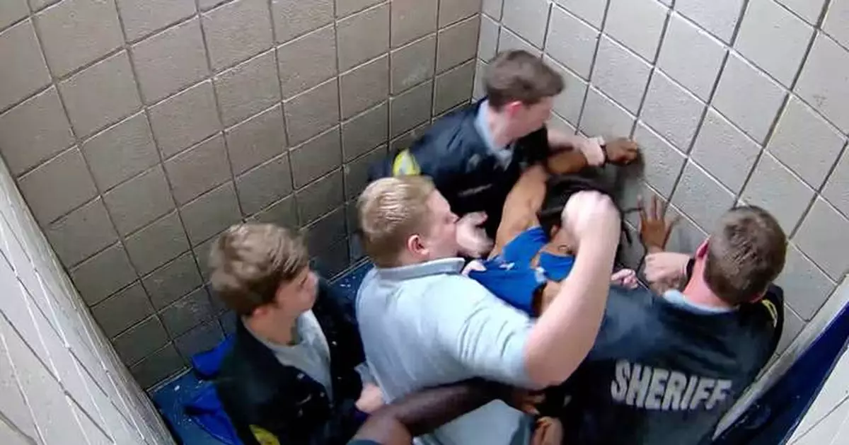 A former Georgia deputy gets federal prison for beating a Black man in a jail cell