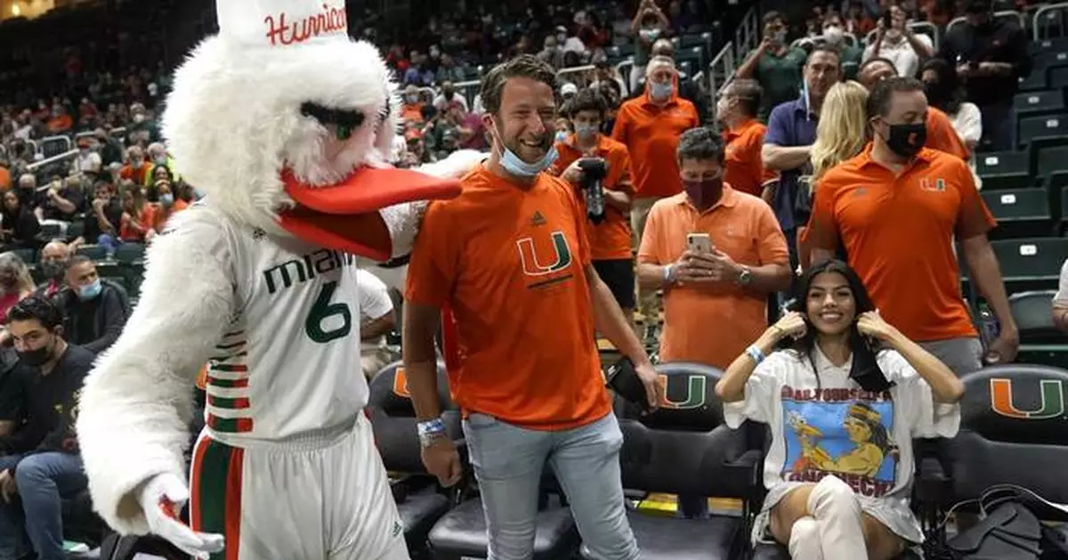 Fox Sports teams up with Barstool Sports, including appearances on 'Big Noon Kickoff'