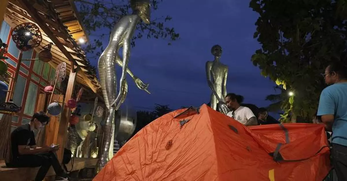 Photos show the cosmic calling of extraterrestrial enthusiasts at Indonesia’s UFO Festival