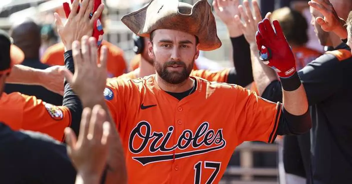 Laureano drives in go-ahead run in 3-run 10th inning as Orioles blast 3 homers and beat Braves 9-6