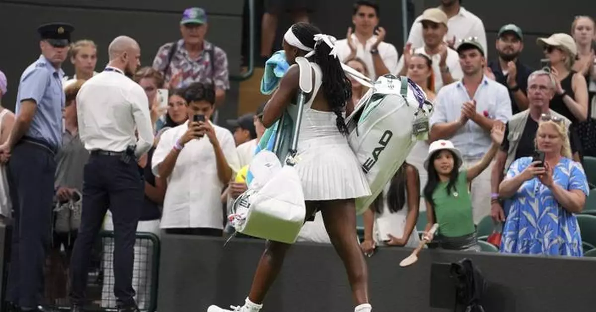 Coco Gauff is out in the first round of Wimbledon with a 7-6 (3), 6-1 loss to Dayana Yastremska