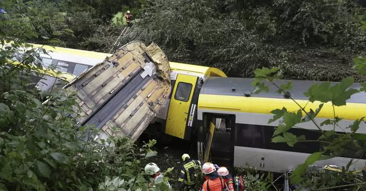 At least 3 killed and others injured in train derailment in southern Germany