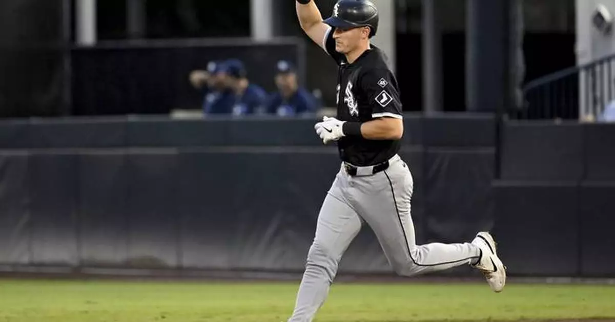 Montgomery homers and drives in 5 to rally White Sox past Rays 11-9