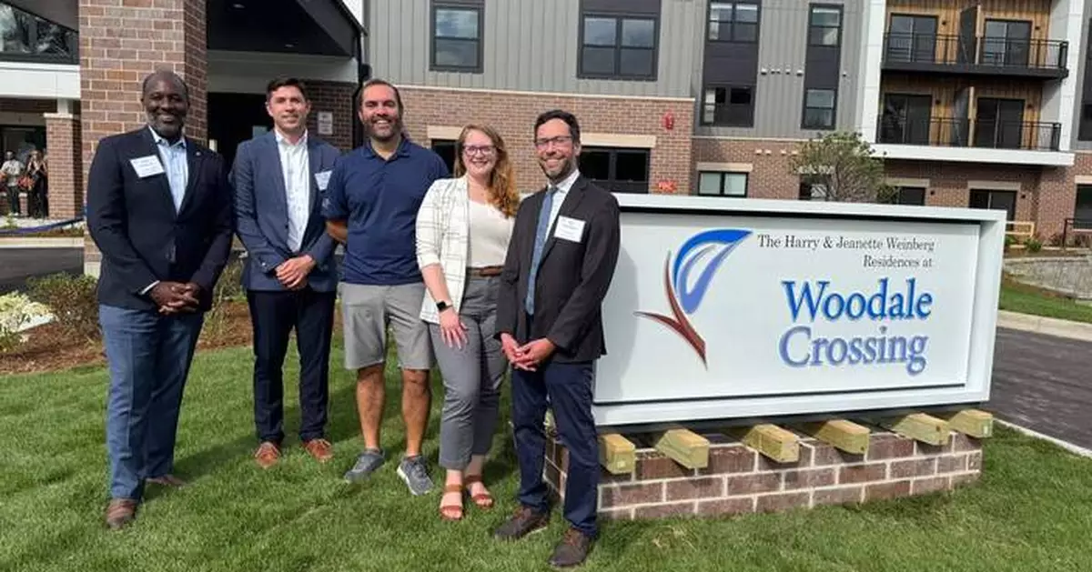 FHLBank Chicago Celebrates Grand Opening of the Harry and Jeanette Weinberg Residences at Woodale Crossing