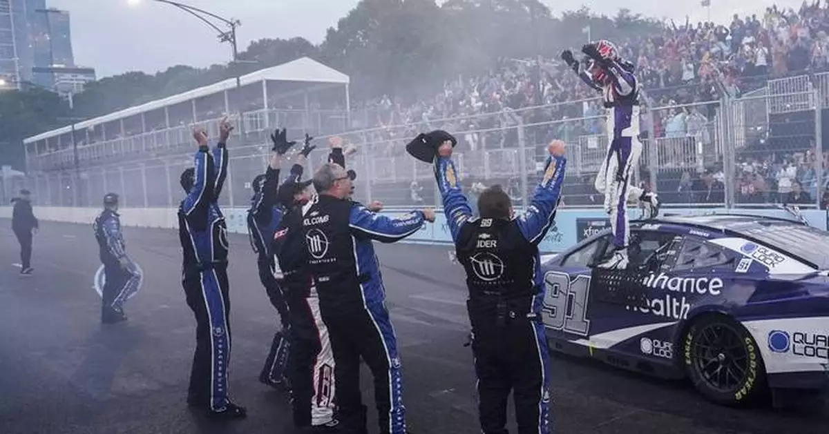 NASCAR's Shane van Gisbergen is hoping for another successful weekend in downtown Chicago