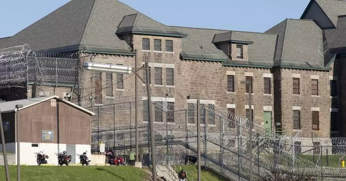 New York to make phone calls free in its state prisons