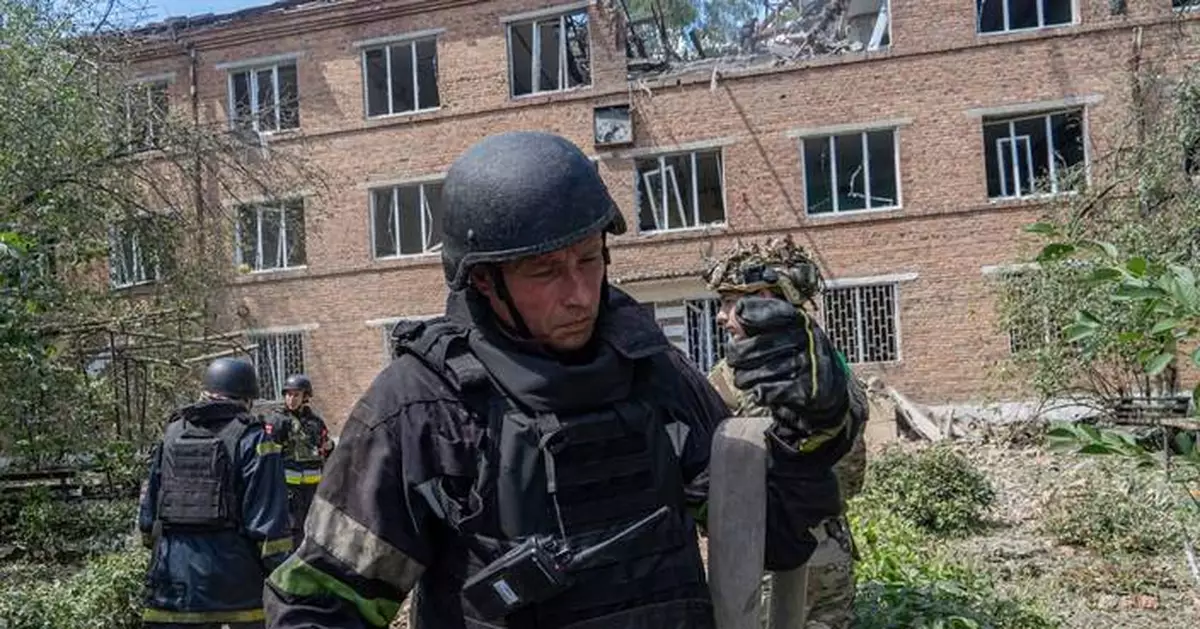 4 people killed, multiple others injured in Russia and Ukraine as they trade aerial attacks