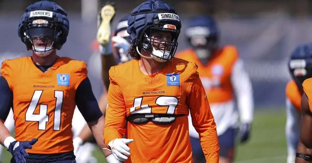 Broncos linebacker Drew Sanders carted off practice field with right leg injury