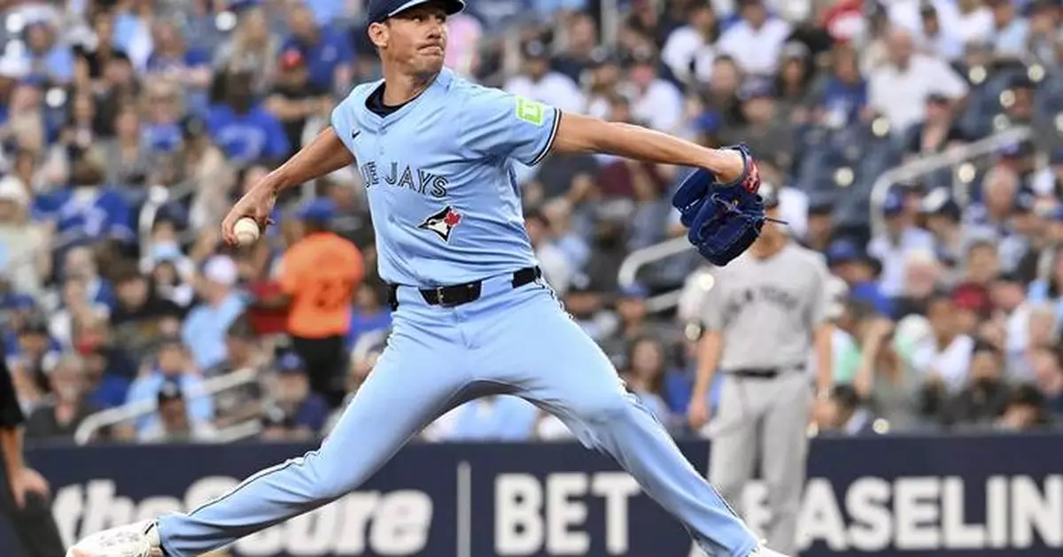 Bichette homers and Yankees make 4 errors in 8-4 loss to Blue Jays