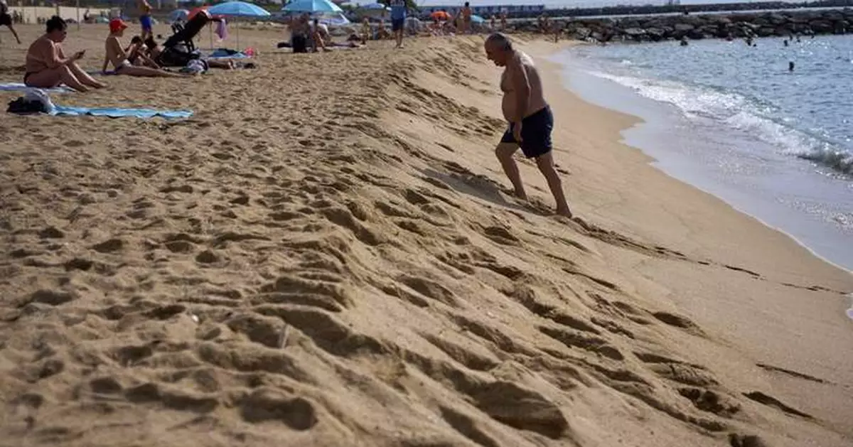 Barcelona residents fear sea level rise is swallowing their beloved beaches