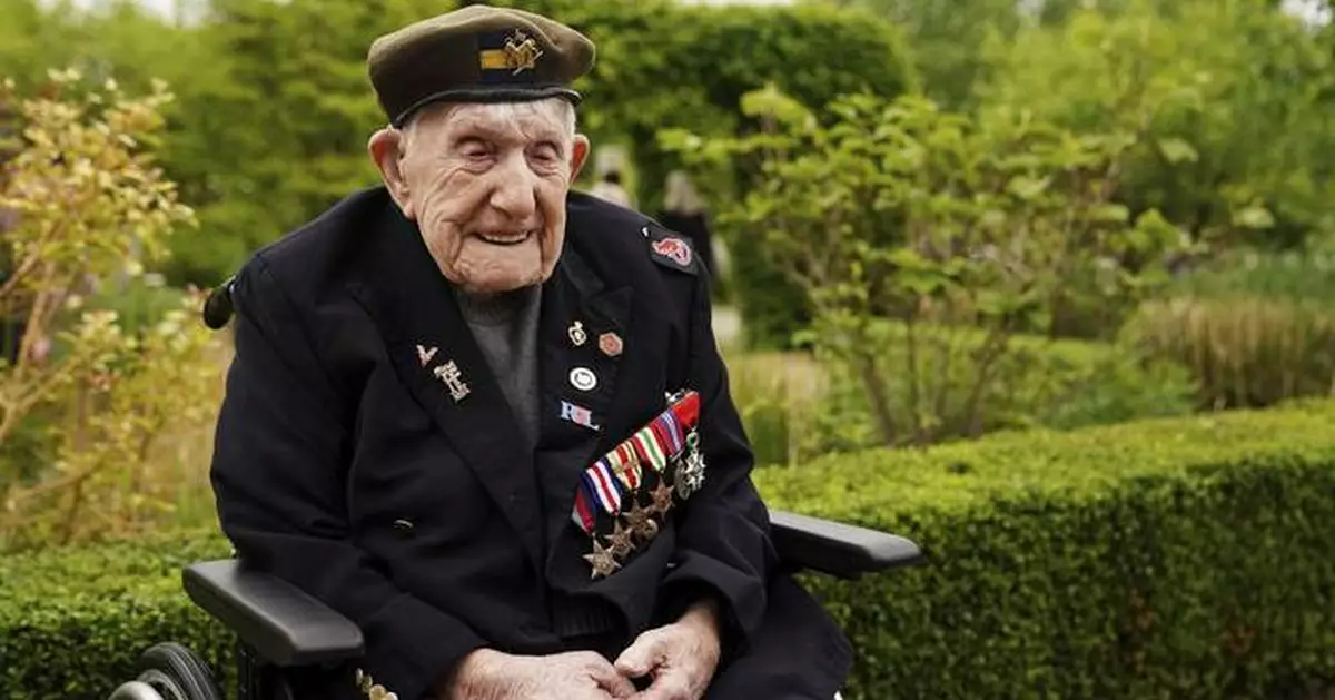 UK's oldest WWII veteran, Donald Rose, dies at 110