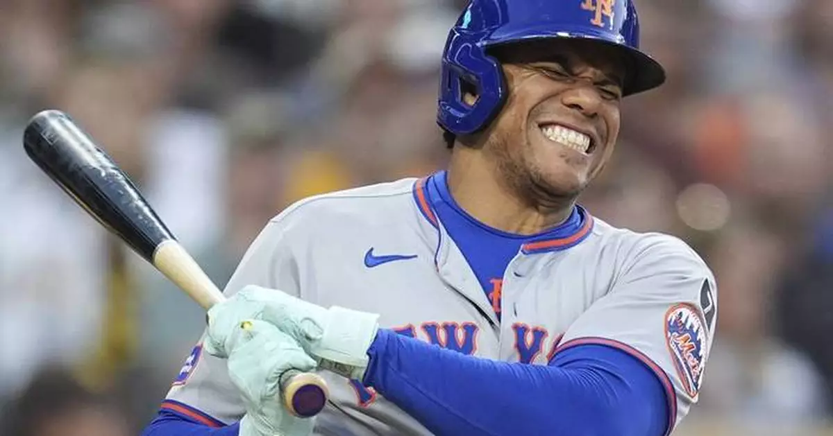 Mets slugger Juan Soto out of lineup a day after fouling a ball off his left foot