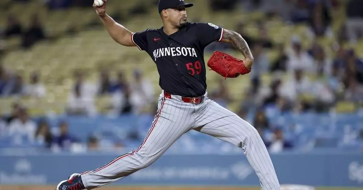 Phillies acquire hard-throwing reliever Jhoan Duran in trade with Twins, AP source says