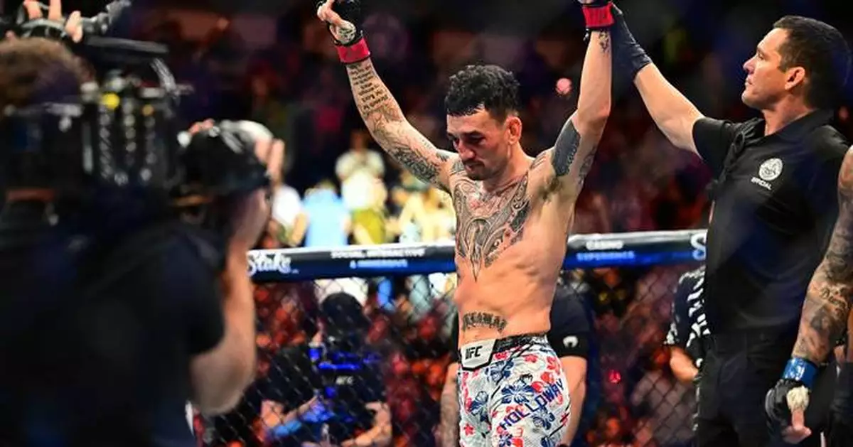 Max Holloway retains UFC BMF title, spoils Dustin Poirier's retirement fight