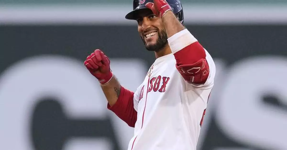 Red Sox hit 3 home runs, power past Rockies 9-3 to post 4th straight victory