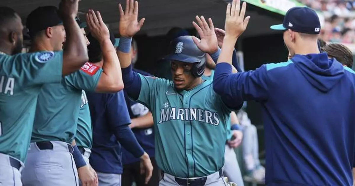 Mariners beat MLB-leading Tigers 8-4, sweeping 3-game series before All-Star break