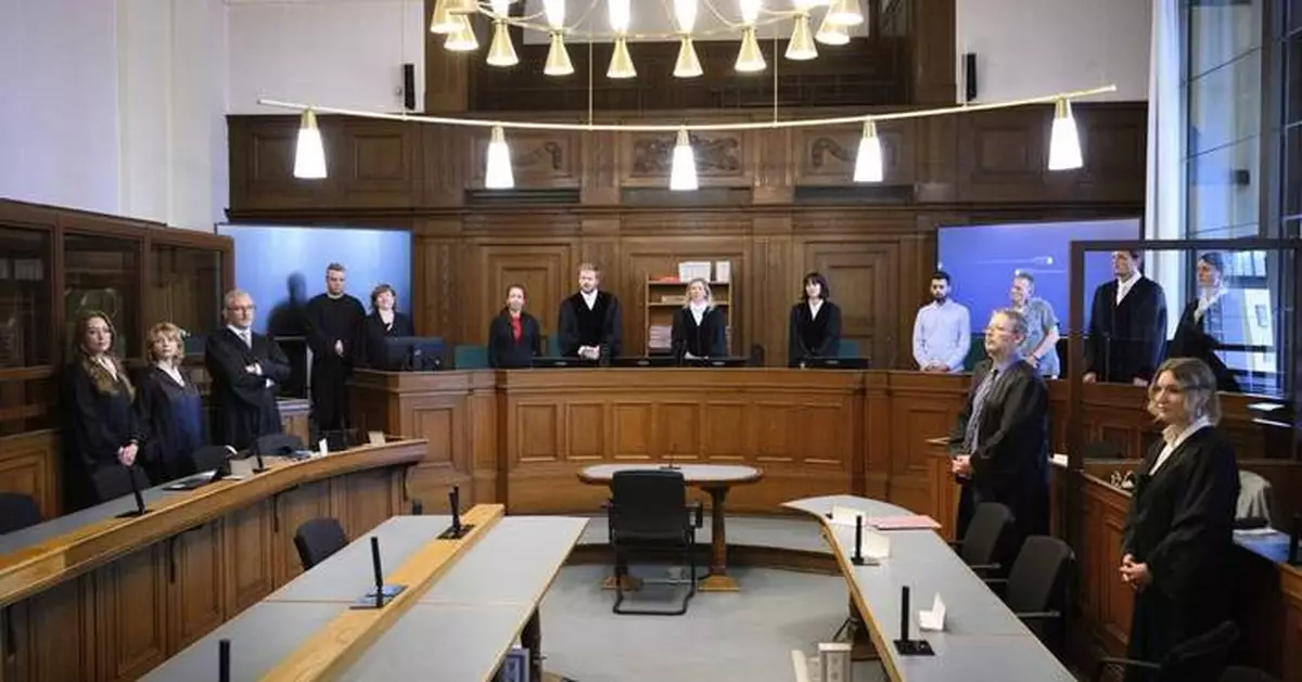 A Berlin doctor goes on trial, accused of murdering 15 patients