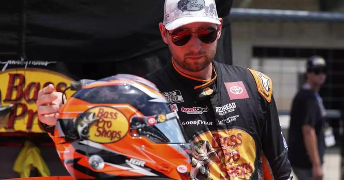 Briscoe wins Brickyard 400 pole to earn top starting spot in 3rd straight crown jewel race