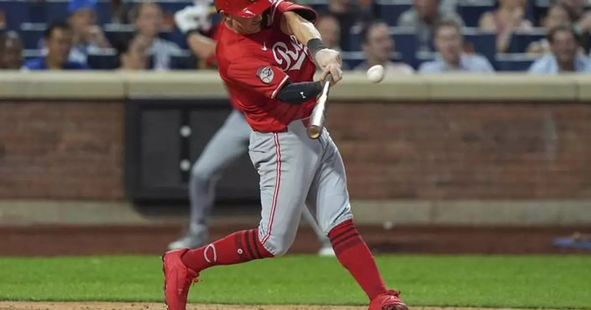 Hays hits 2 homers and Reds go deep 4 times to back Lodolo in 8-4 win over Mets