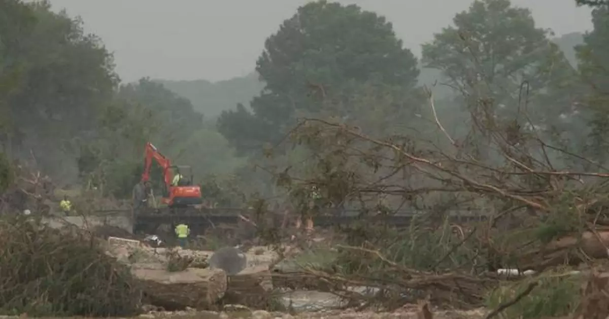 Search, rescue efforts persist into 4th day as dozens remain missing in Texas floods