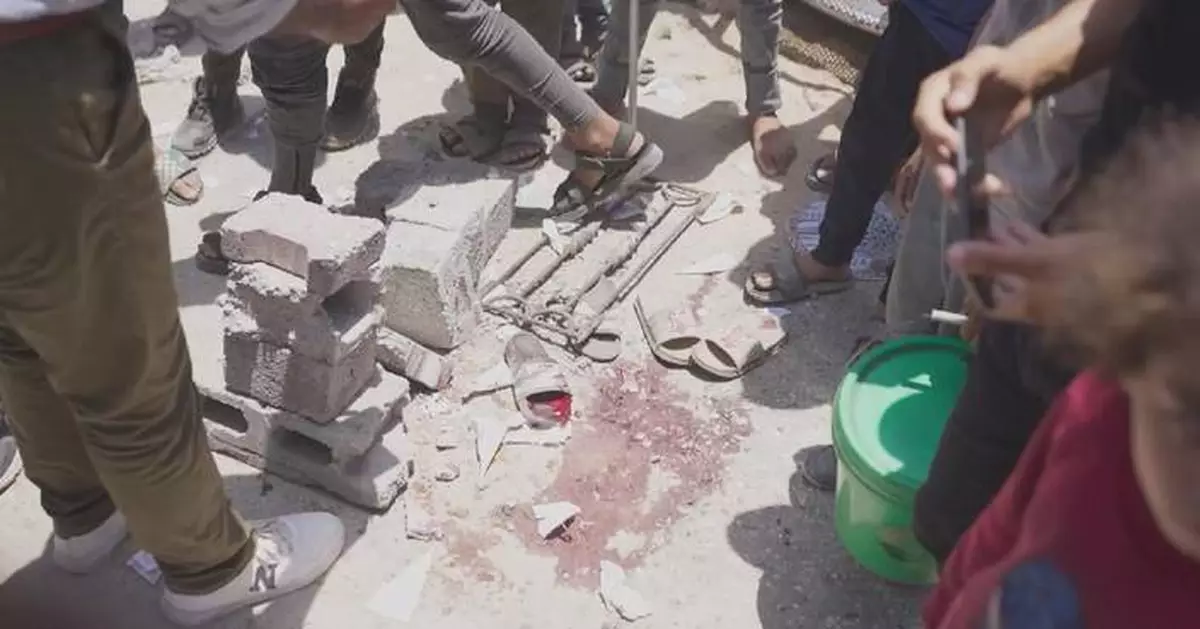 Gaza residents decry ongoing bombings, demand urgent ceasefire