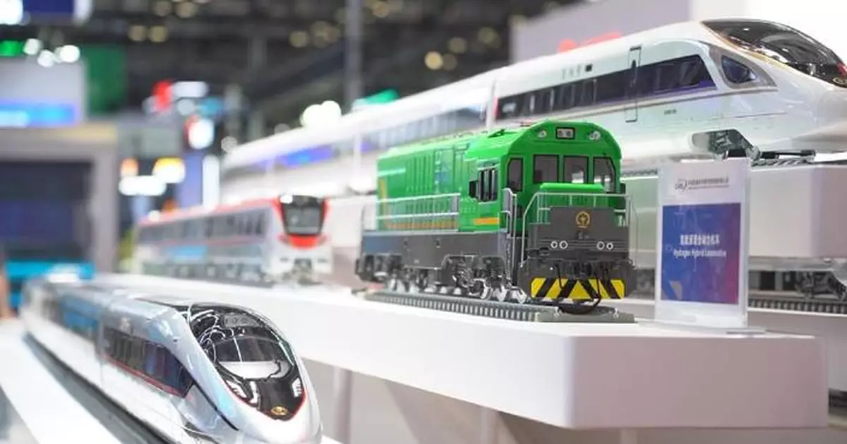 Global high-speed railway companies seek partnership with China for innovations