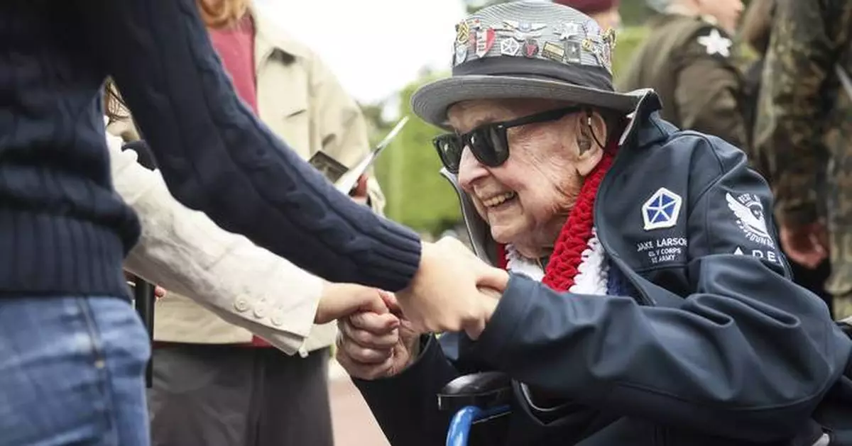 D-Day veteran and TikTok star 'Papa Jake' Larson dies at 102