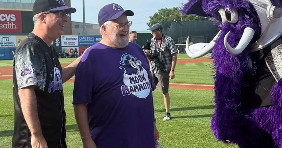 John Oliver's Erie Moon Mammoths debut in front of a record crowd