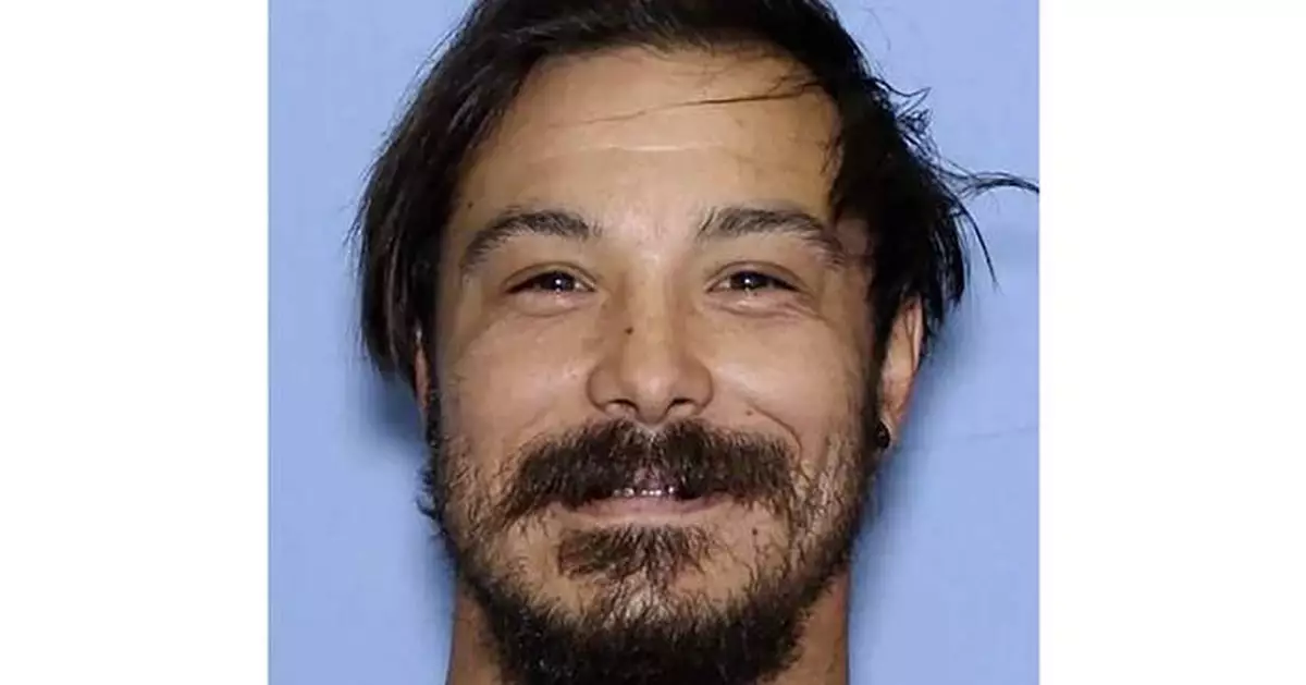 Possible sighting of Washington man wanted in the deaths of his 3 daughters prompts search in Idaho